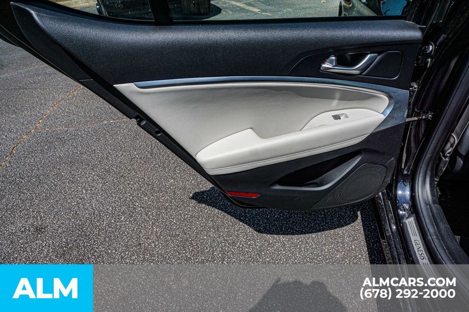 Used 2025 Black Genesis 2.5T image 50