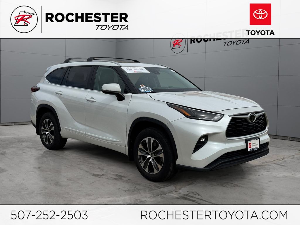 2024 Toyota Highlander XLE AWD