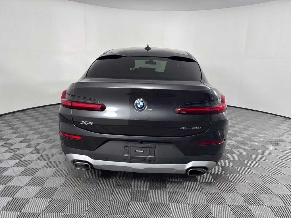 Thumbnail: 2023 BMW X4 - 6