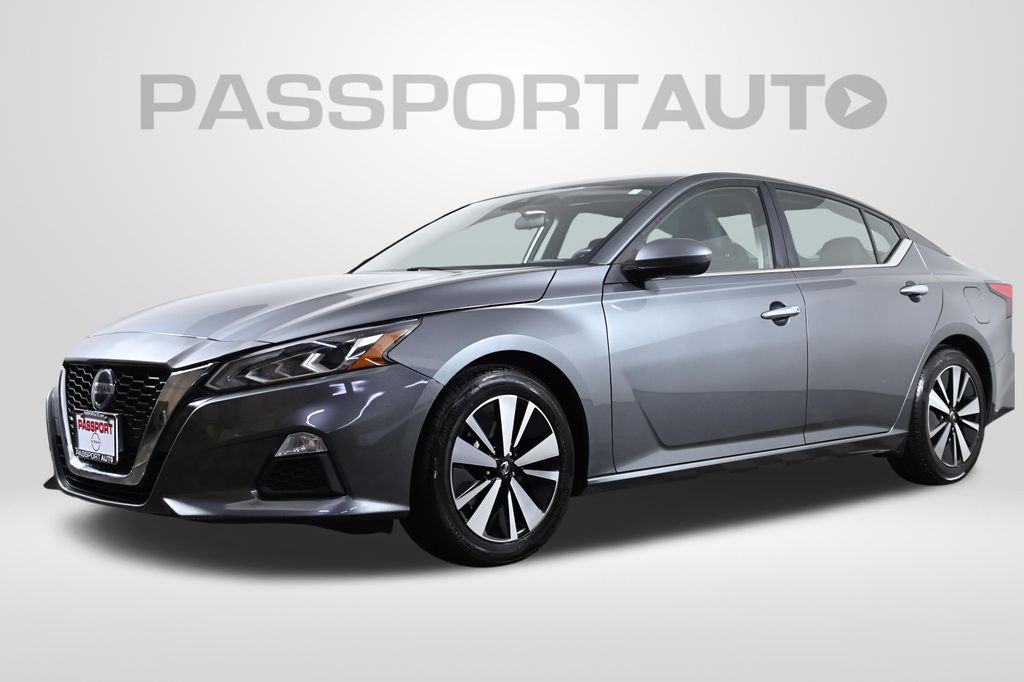 Gray (Gun Metallic) 2022 Nissan Altima 2.5 SV FWD Sedan Front-Wheel Drive Automatic