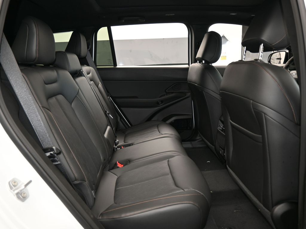 New 2026 Bright White Clearcoat Jeep Overland image 38