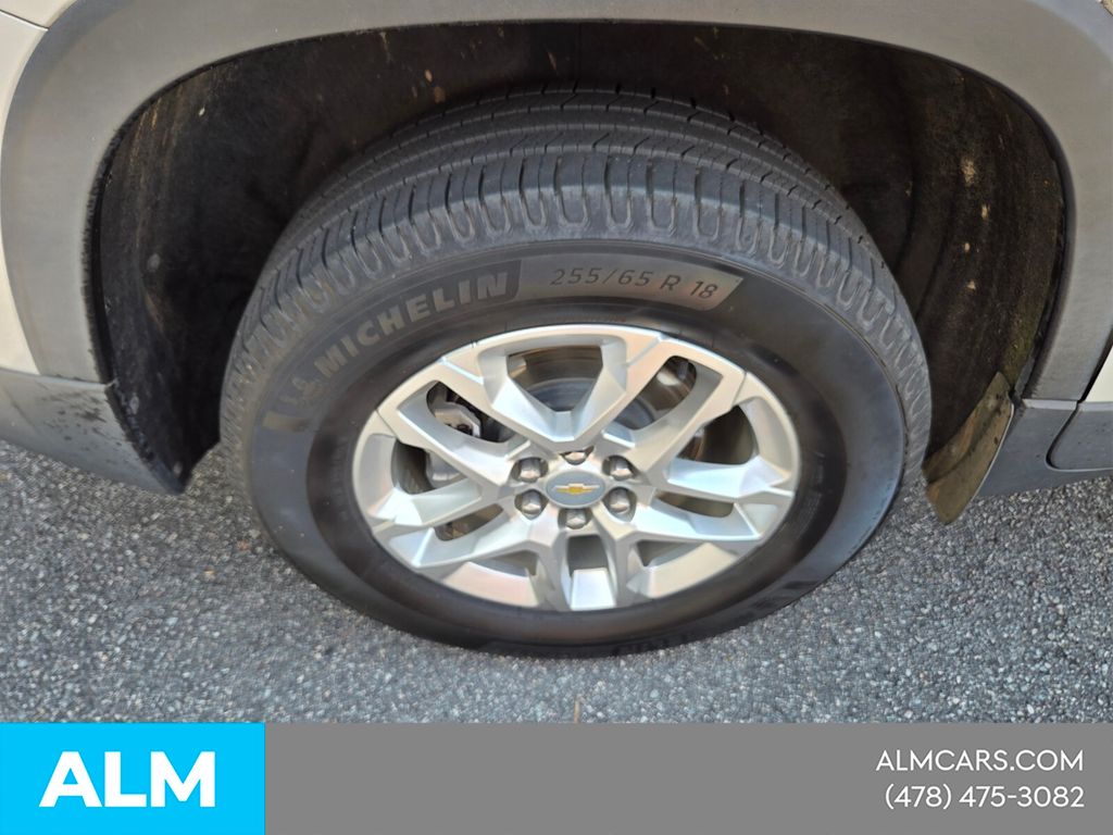 Used 2020 Silver Chevrolet LT image 15