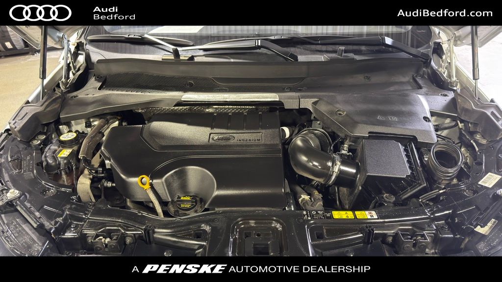 Thumbnail: 2020 Land Rover Discovery Sport - 10