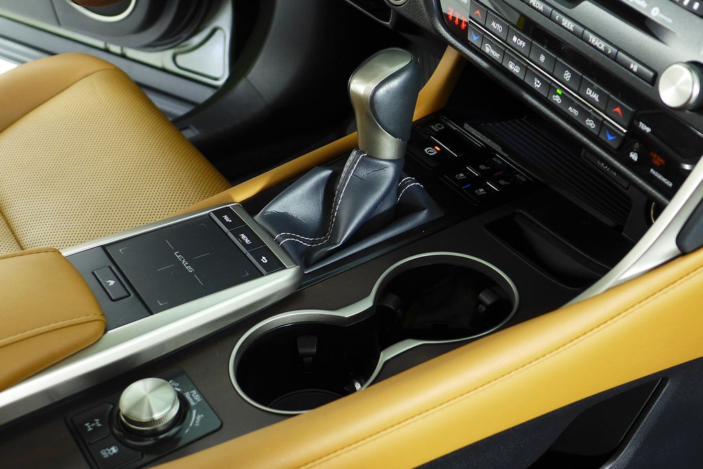 Thumbnail: 2021 Lexus RX - 15