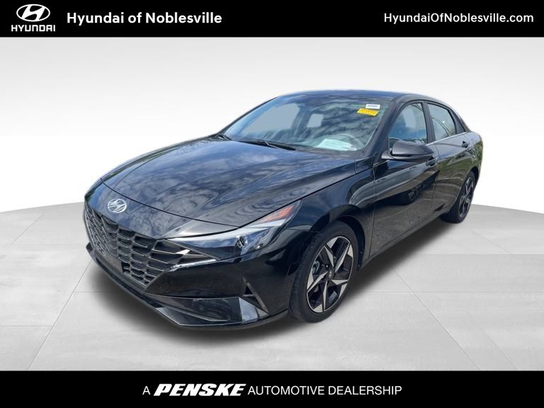 2022 Hyundai Elantra SEL Hero Image