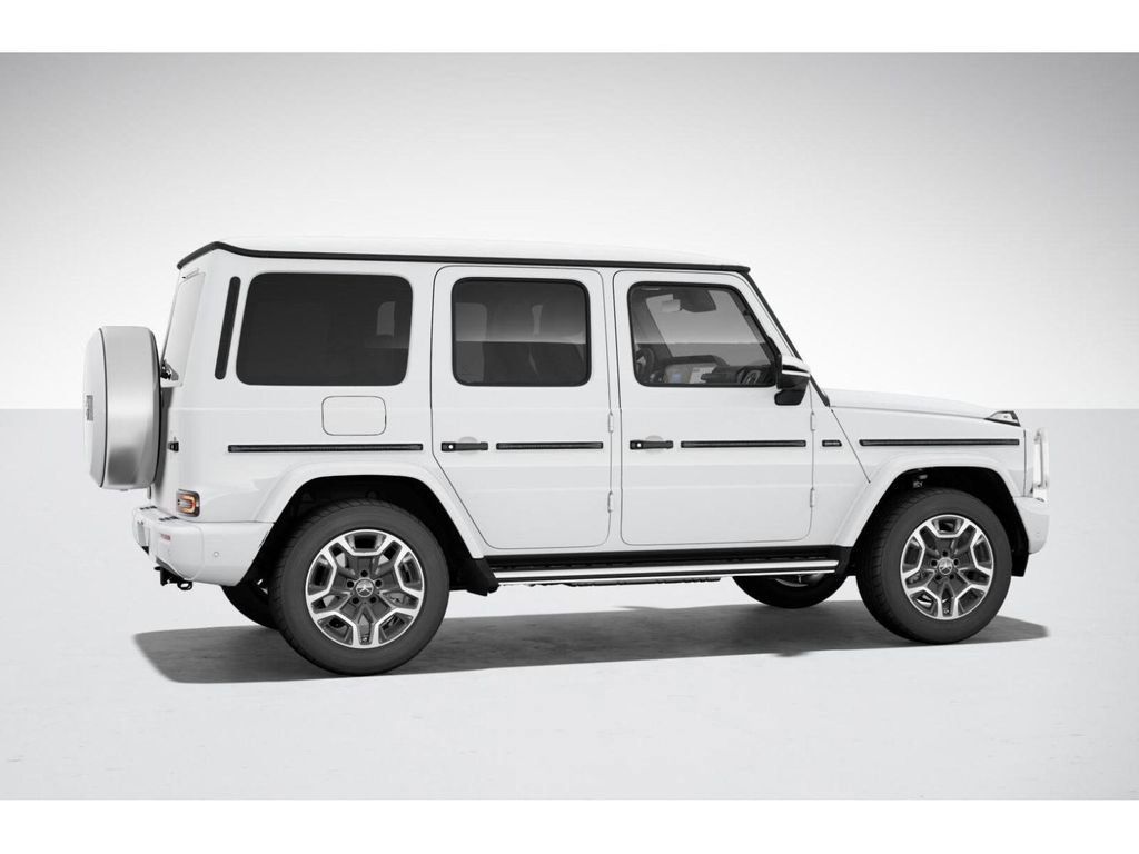 2025 Mercedes-Benz G-Class G 550 18