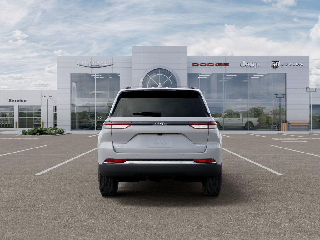 New 2026 White Jeep Laredo image 7