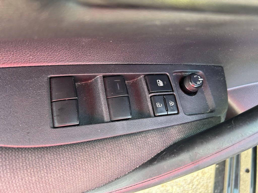 Thumbnail: 2024 Toyota Corolla - 16