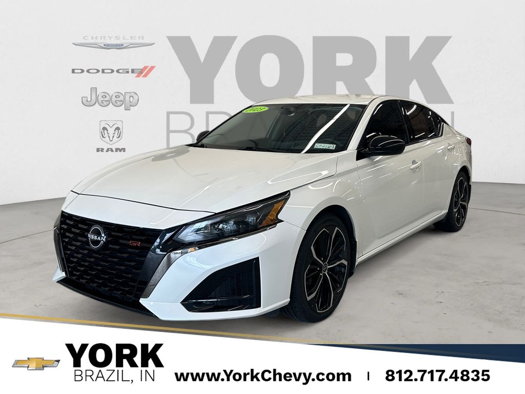 2023 Nissan Altima 2.5 SR FWD