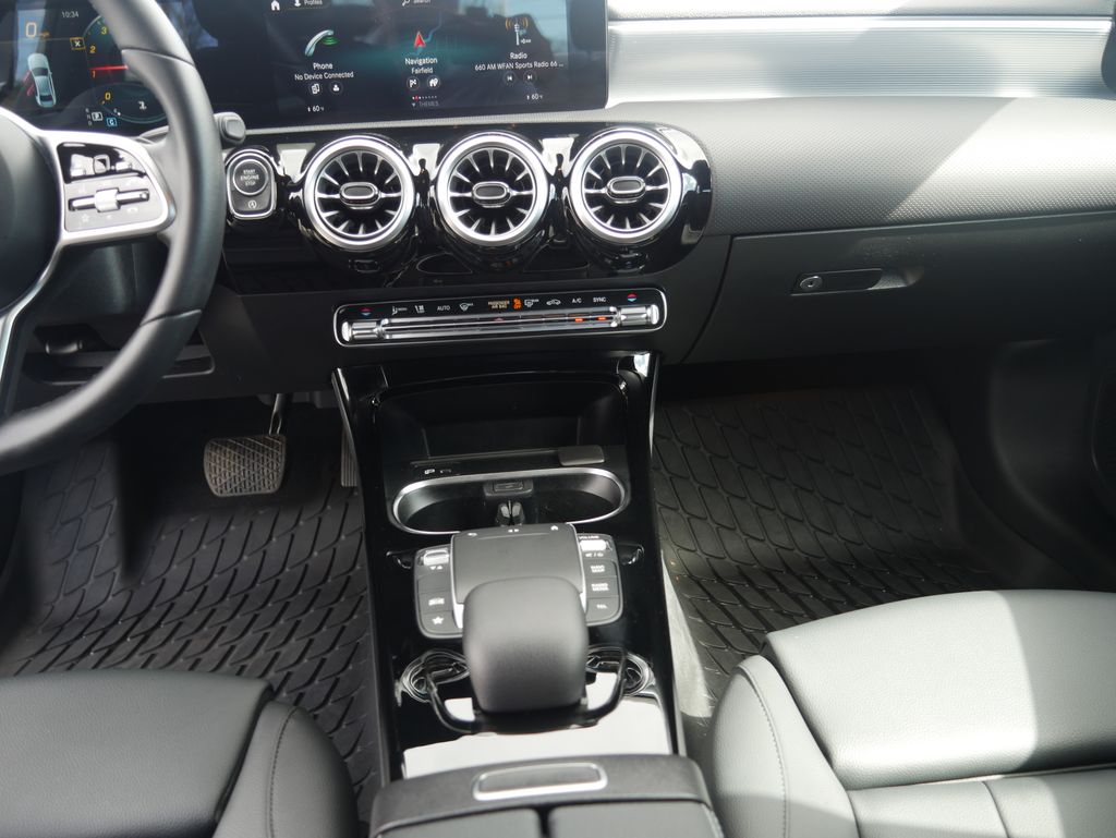 Thumbnail: 2022 Mercedes-Benz A-Class - 29