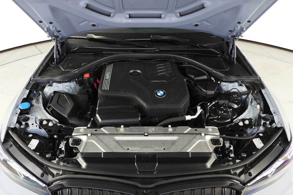 Thumbnail: 2023 BMW 3 Series - 6