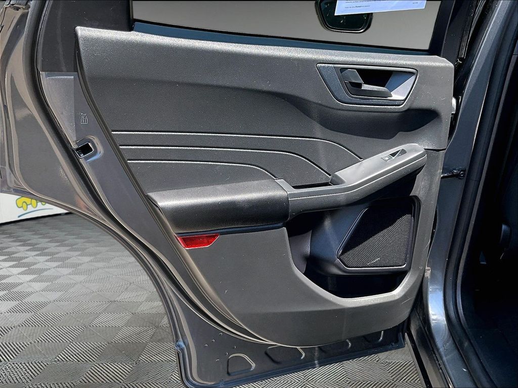 2023 Ford Escape — photo 20