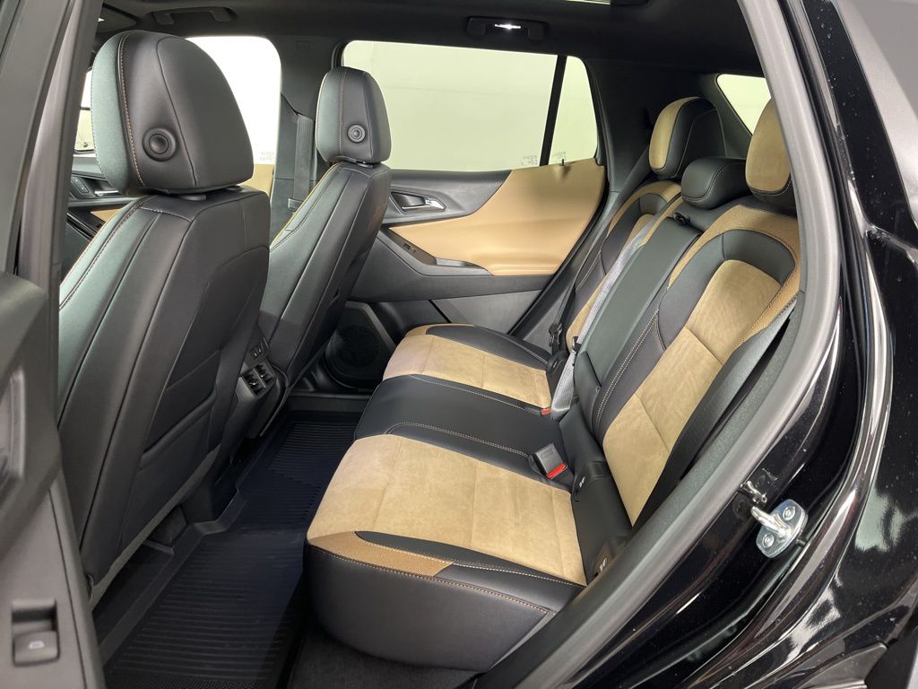 Thumbnail: 2026 Chevrolet Equinox - 23