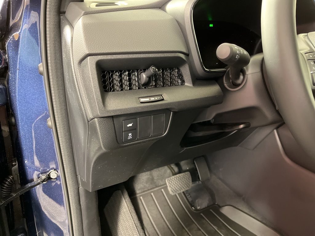 2025 Honda CR-V Sport-L 26