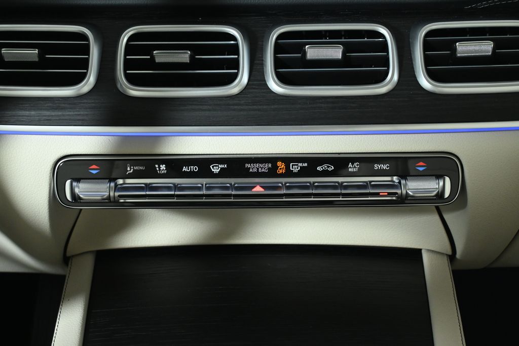 Thumbnail: 2026 Mercedes-Benz GLE - 18