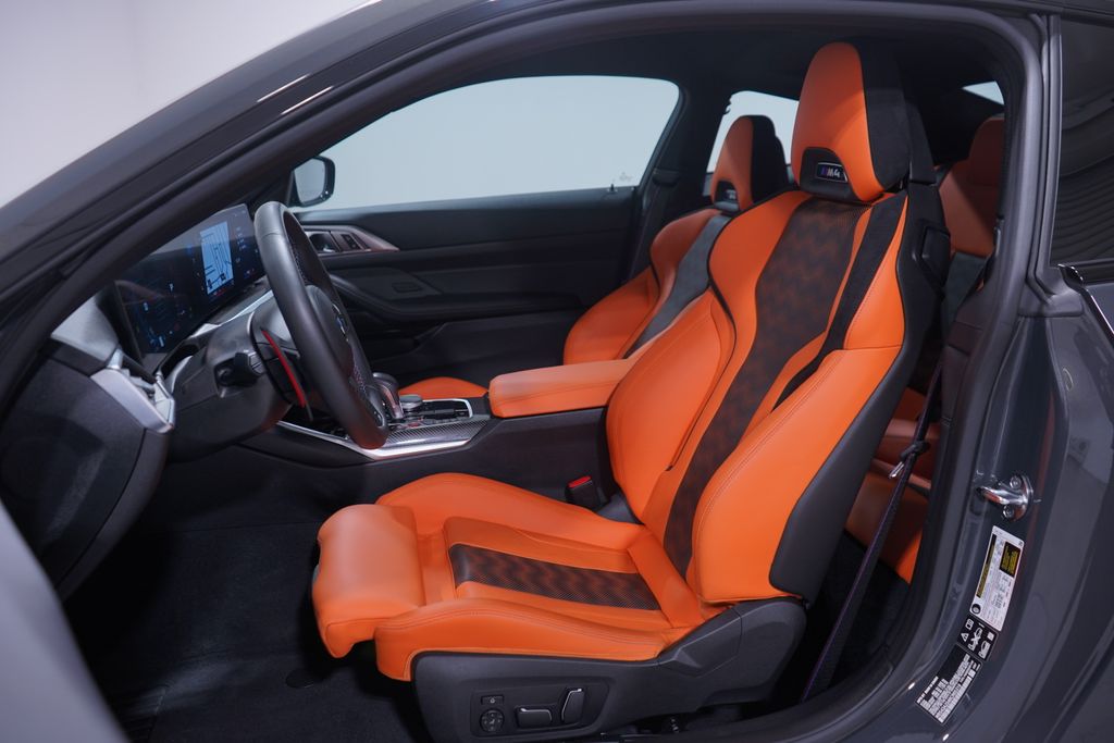 2024 BMW M4 Competition 7