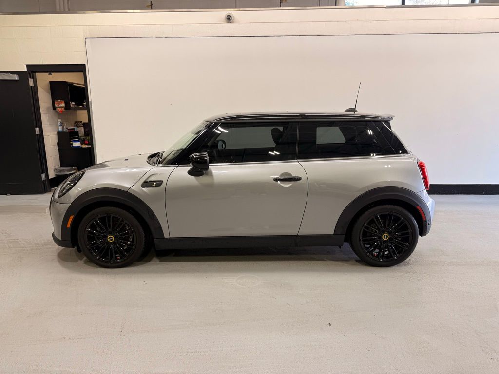 Thumbnail: 2024 MINI Cooper - 2