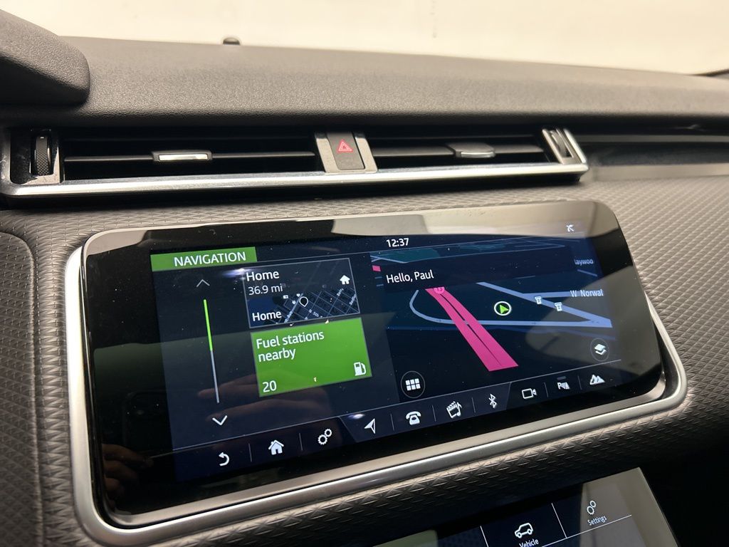 Thumbnail: 2018 Land Rover Range Rover Velar - 18