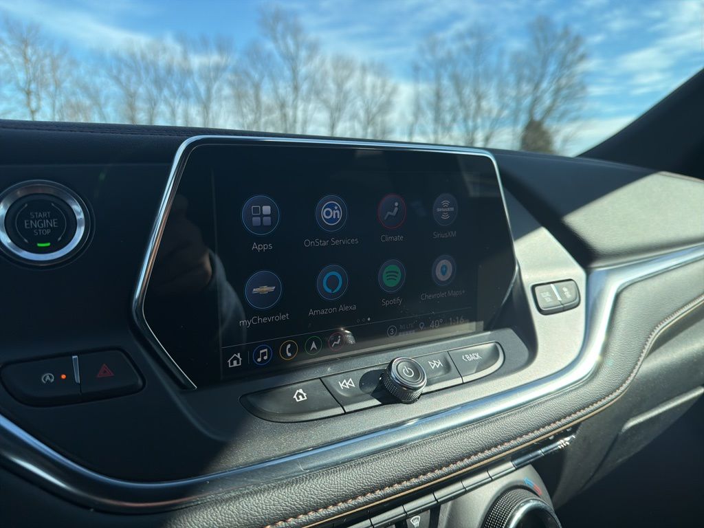 Thumbnail: 2022 Chevrolet Blazer - 32