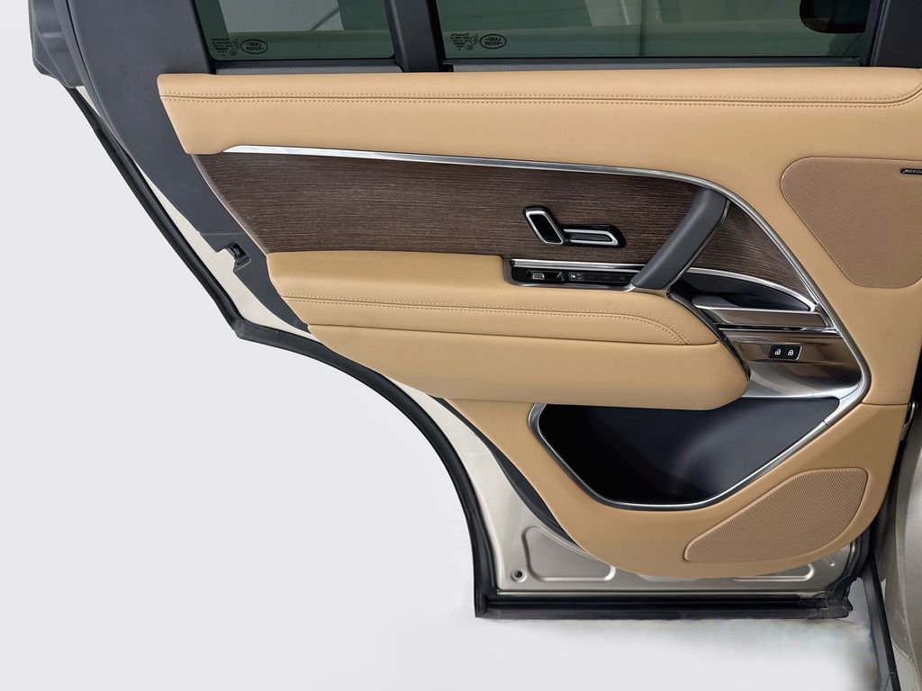 Thumbnail: 2024 Land Rover Range Rover - 25