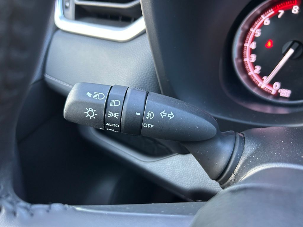2024 Toyota RAV4 XLE Premium 22