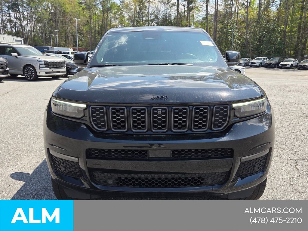 Used 2024 Black Jeep Summit image 2