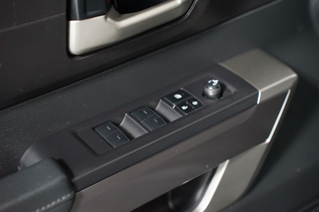 Thumbnail: 2023 Toyota Tundra - 32