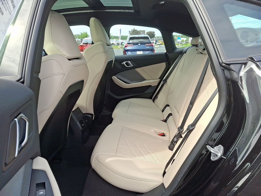 Thumbnail: 2026 BMW 2 Series - 5