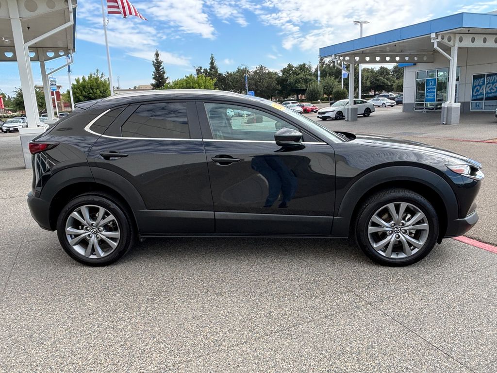 Thumbnail: 2025 Mazda CX-30 - 4