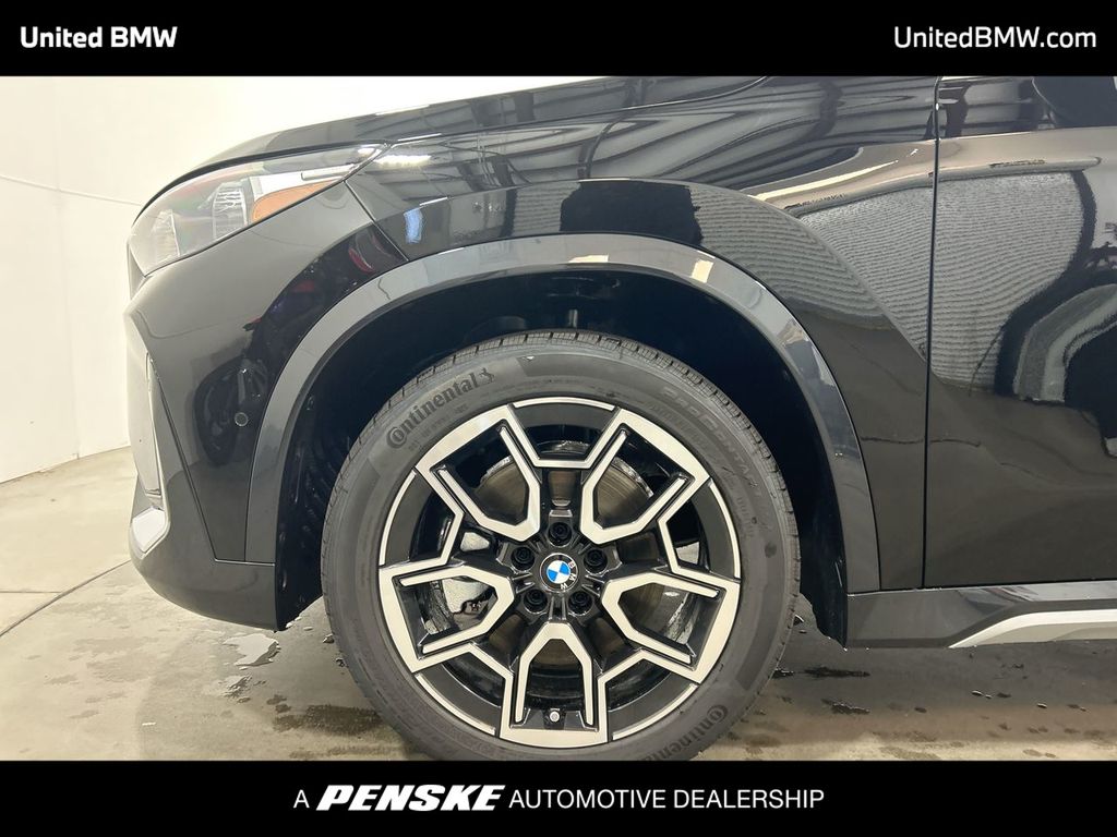 Thumbnail: 2026 BMW X1 - 10