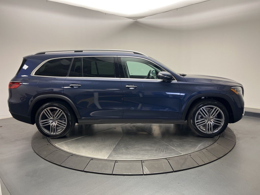 Thumbnail: 2026 Mercedes-Benz GLS - 8