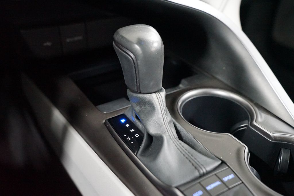 Thumbnail: 2024 Toyota Camry - 30