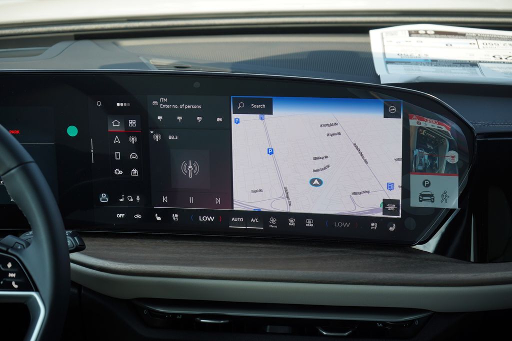 Thumbnail: 2025 Audi Q5 - 10