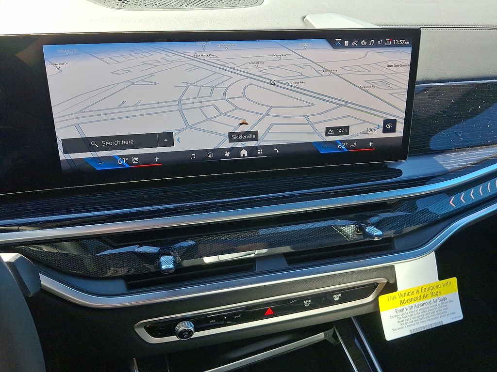 Thumbnail: 2026 BMW X7 - 8