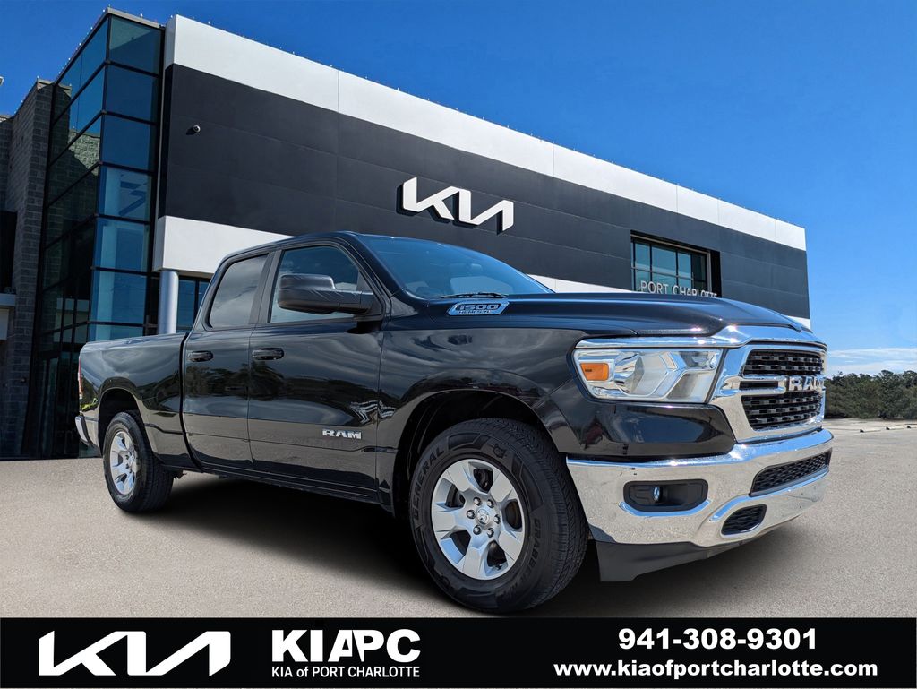 Diamond Black Crystal Pearlcoat 2022 RAM 1500 Pickup Truck 4X2 8-Speed Automatic