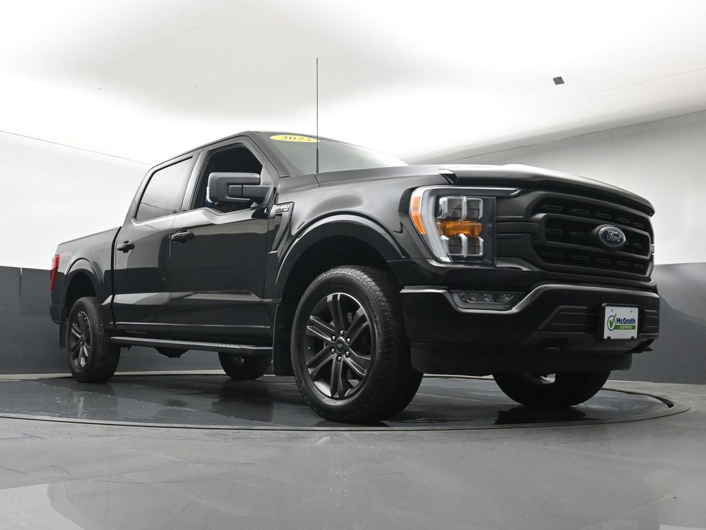 Certified Used 2022 Black Ford XLT image 22