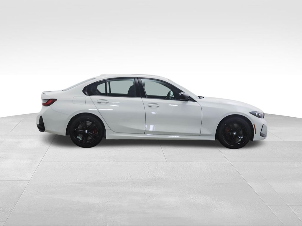 Thumbnail: 2023 BMW 3 Series - 6