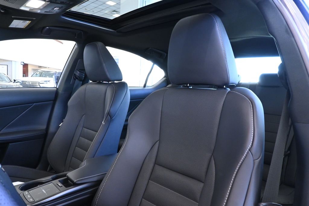 Thumbnail: 2025 Lexus IS - 15