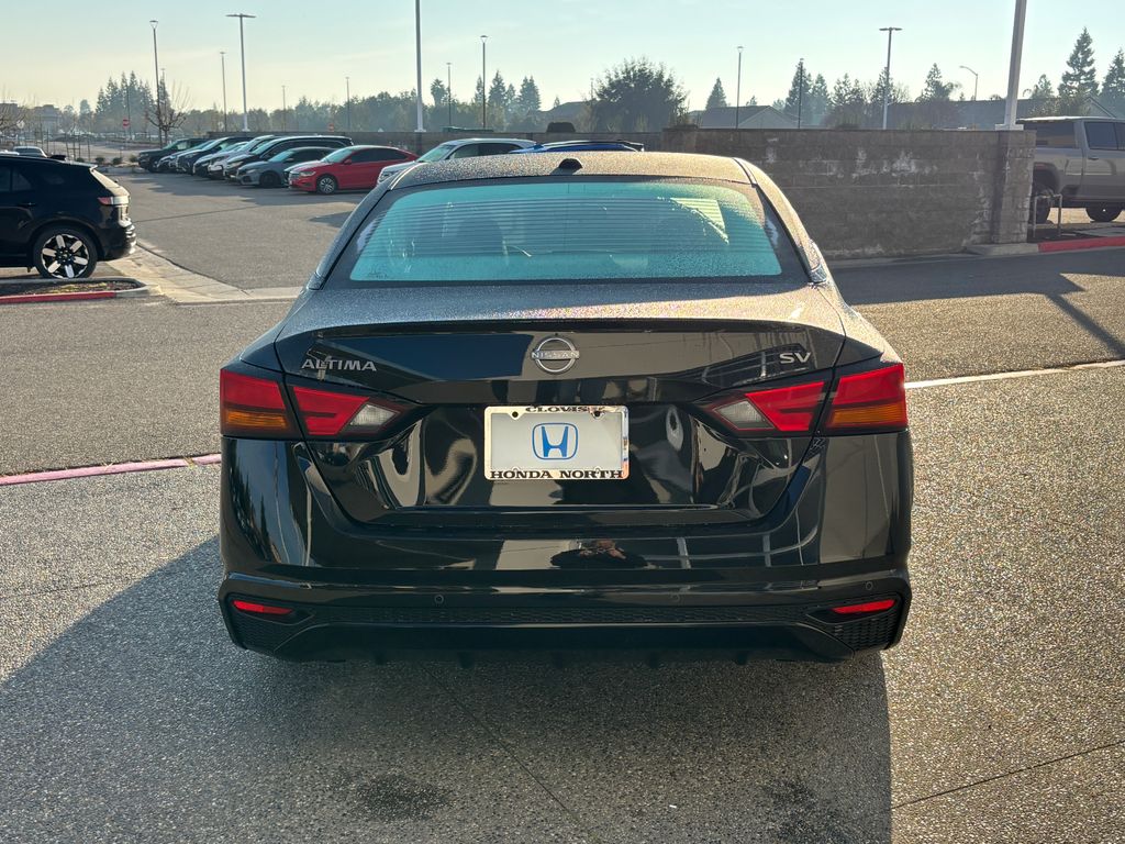 Thumbnail: 2024 Nissan Altima - 6