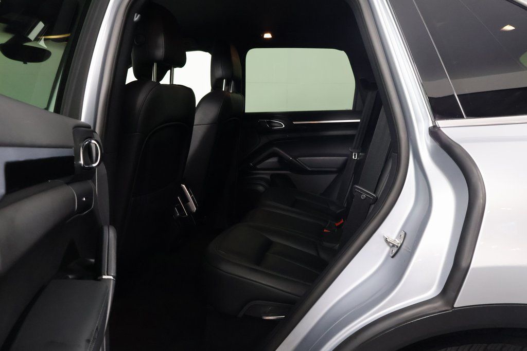 Thumbnail: 2018 Porsche Cayenne - 11