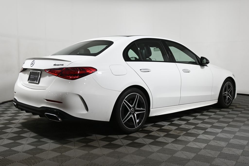 Thumbnail: 2022 Mercedes-Benz C-Class - 7