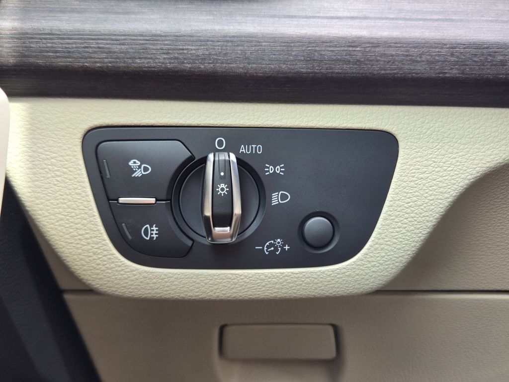 used 2024 Audi Q5 car, priced at $35,271
