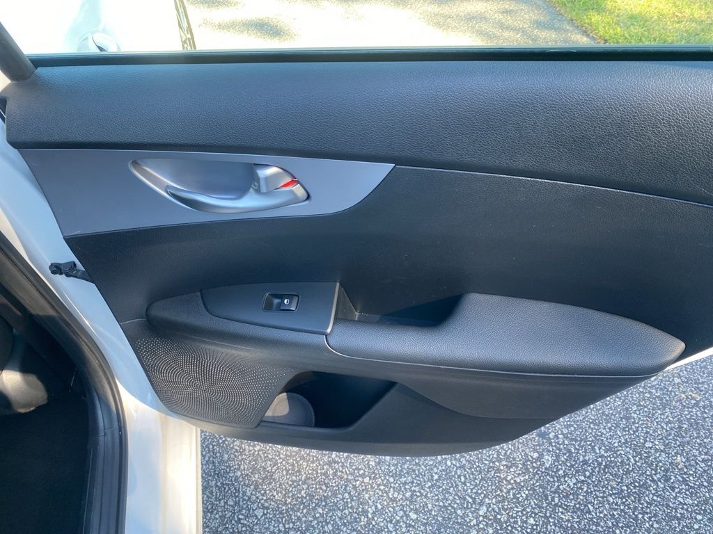 2024 Kia Forte LXS White at Superior Honda