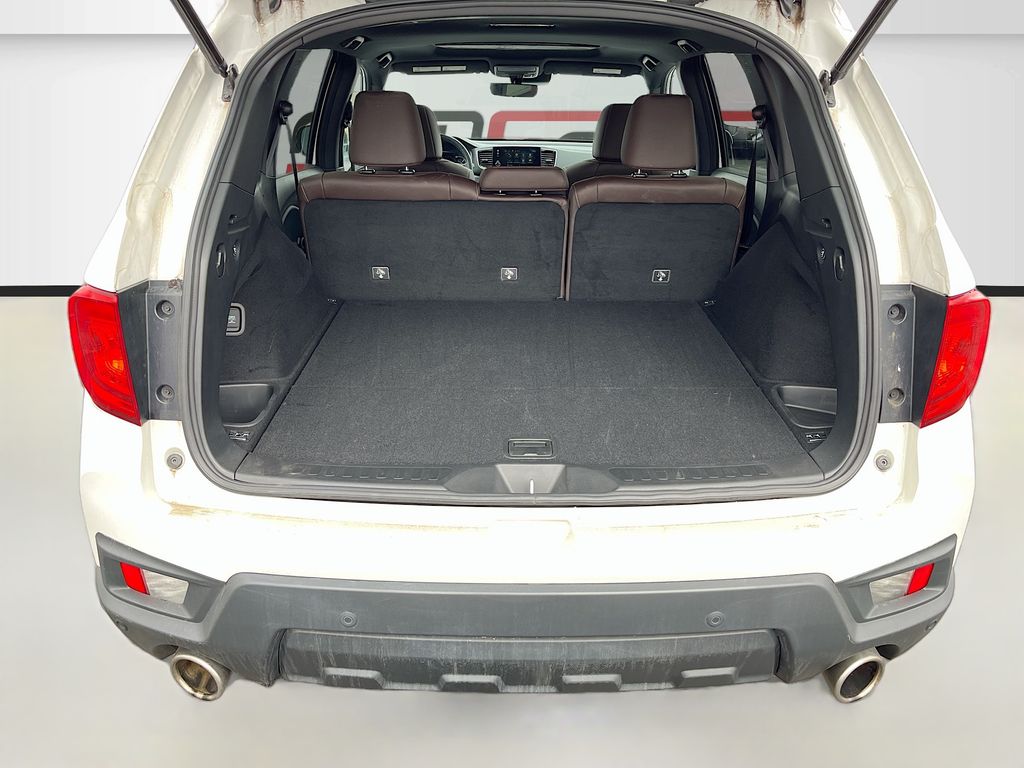 Used 2024 White Honda EX-L image 27