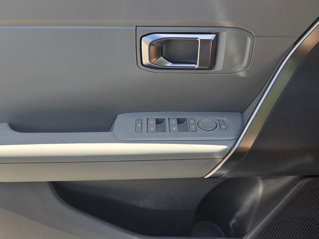 2027 Kia Seltos - $28,630
