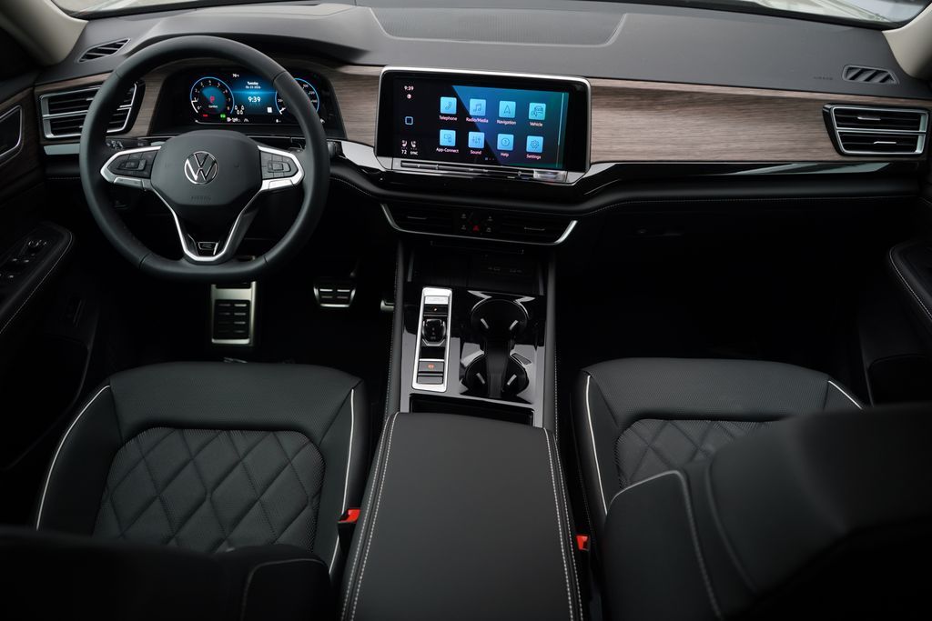 Thumbnail: 2026 Volkswagen Atlas - 9