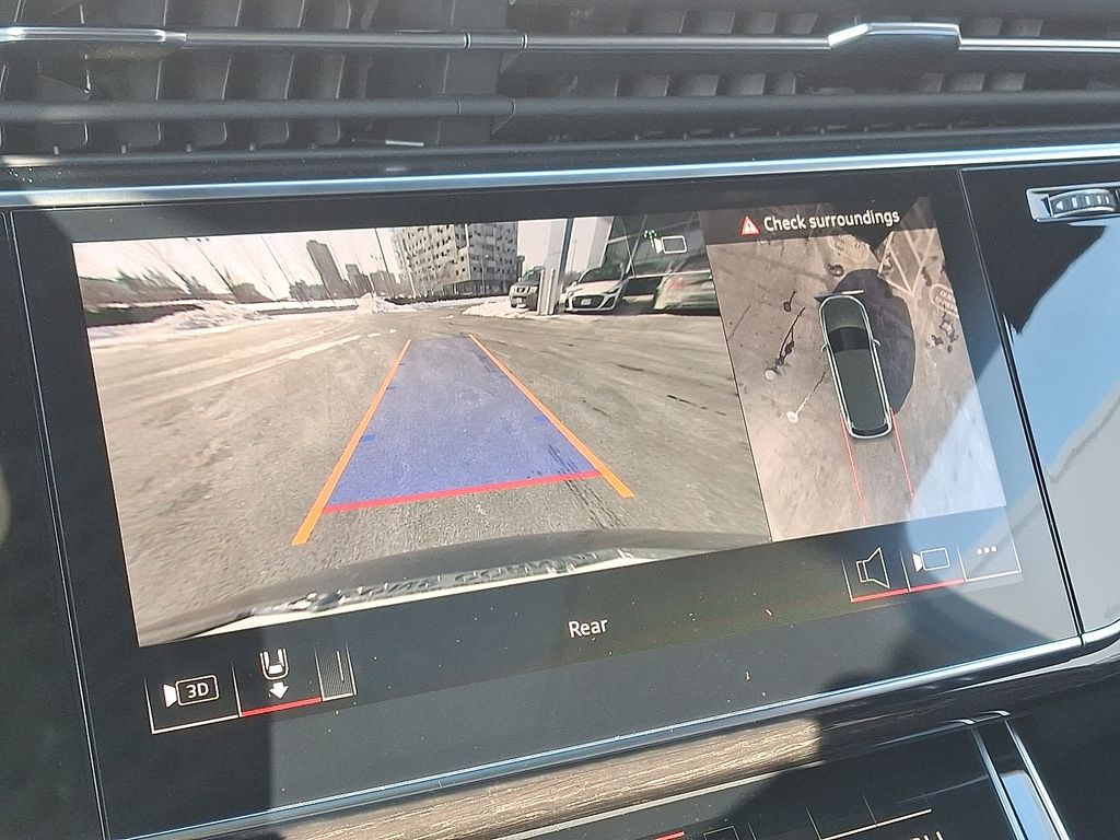 Thumbnail: 2026 Audi Q7 - 15