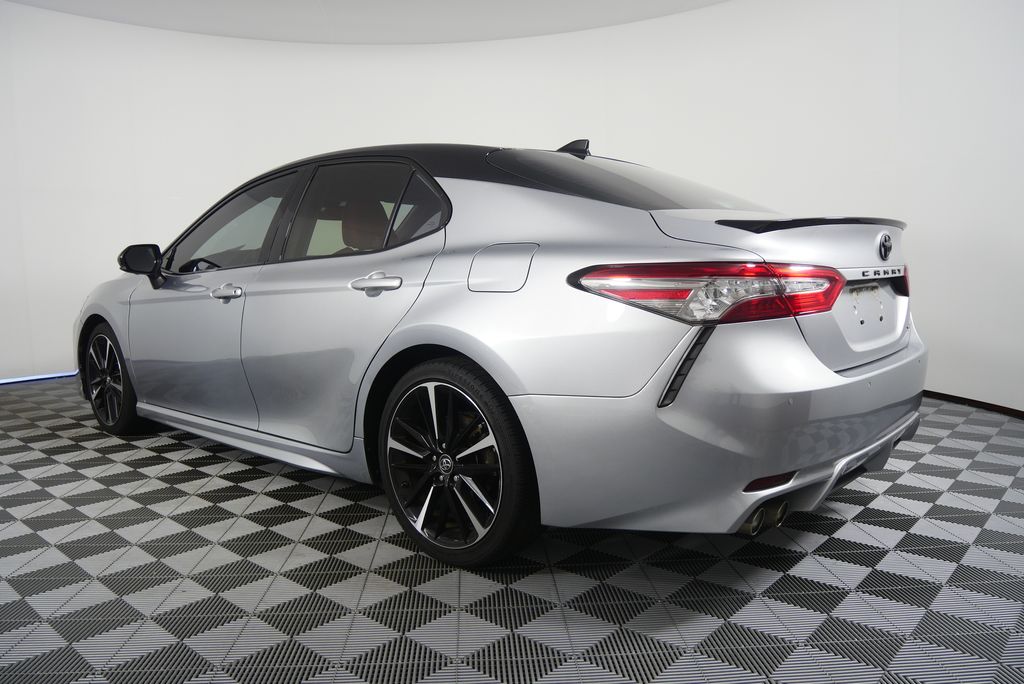 Thumbnail: 2019 Toyota Camry - 5