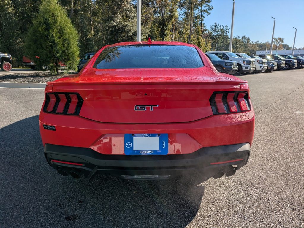 2025 Ford Mustang GT Premium Fastback