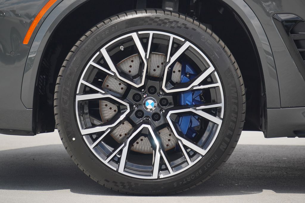 2025 BMW X5 M Competition 5